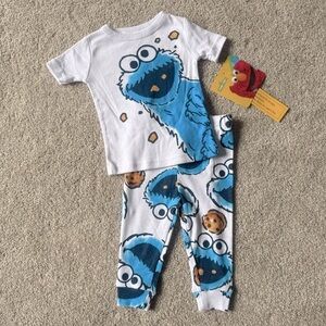 NWT Sesame Street Cookie Monster two piece snug fit cotton pajama set size 12 M